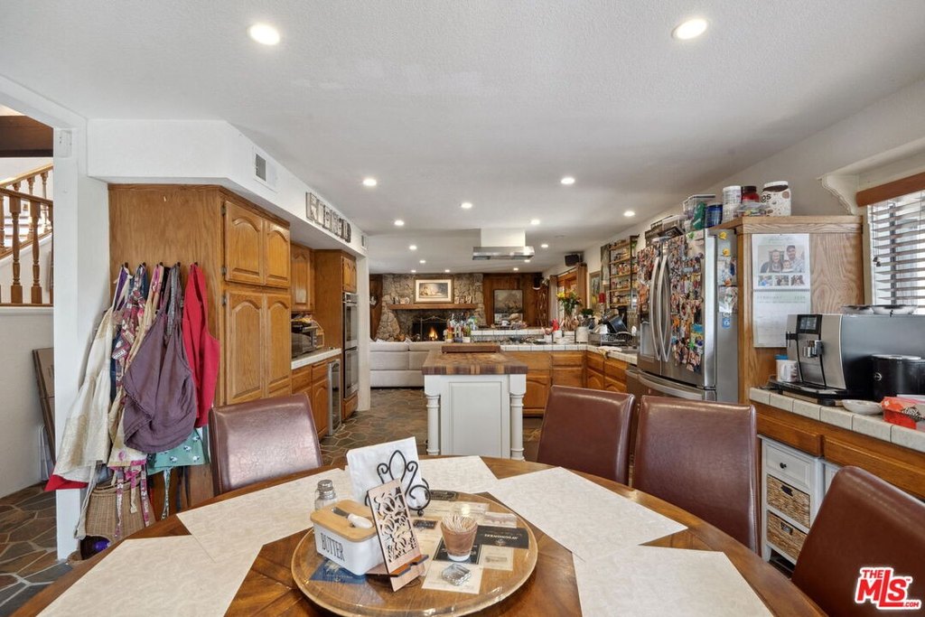 Calabasas, California, 91302, United States, 4 Bedrooms Bedrooms, ,2.5 BathroomsBathrooms,Residential,Forsale,1904929