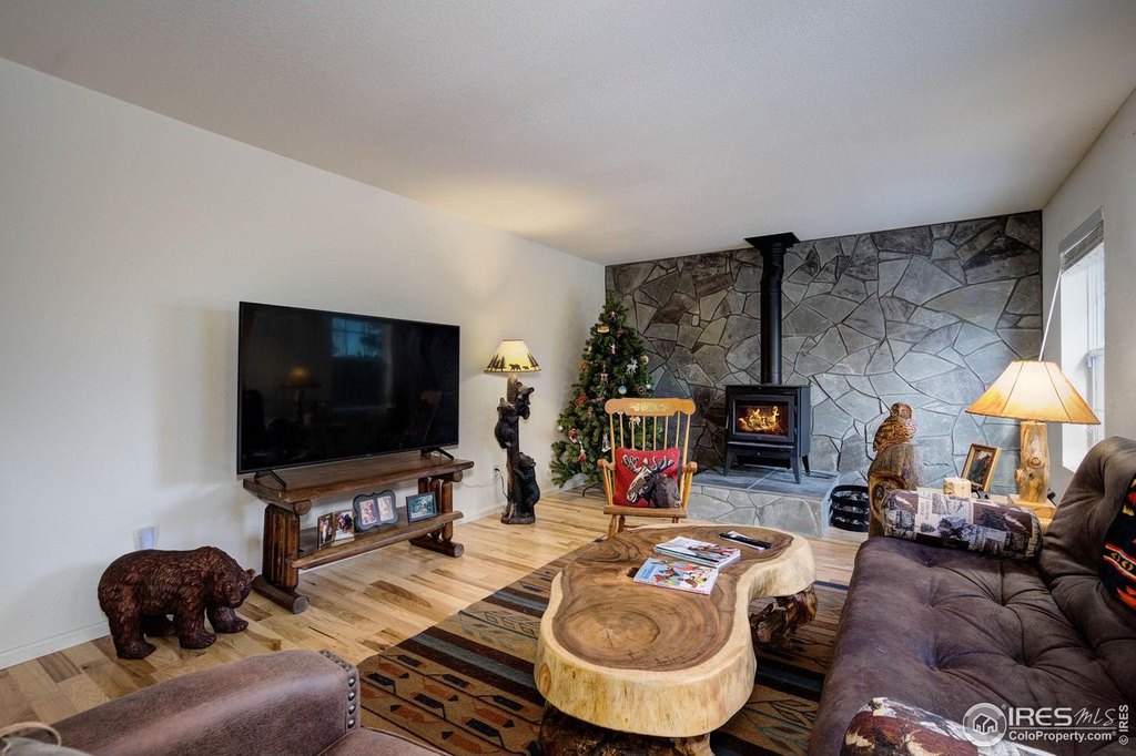 Red Feather Lakes, Colorado, 80545, United States, 4 Bedrooms Bedrooms, ,3.5 BathroomsBathrooms,Residential,Forsale,1918951