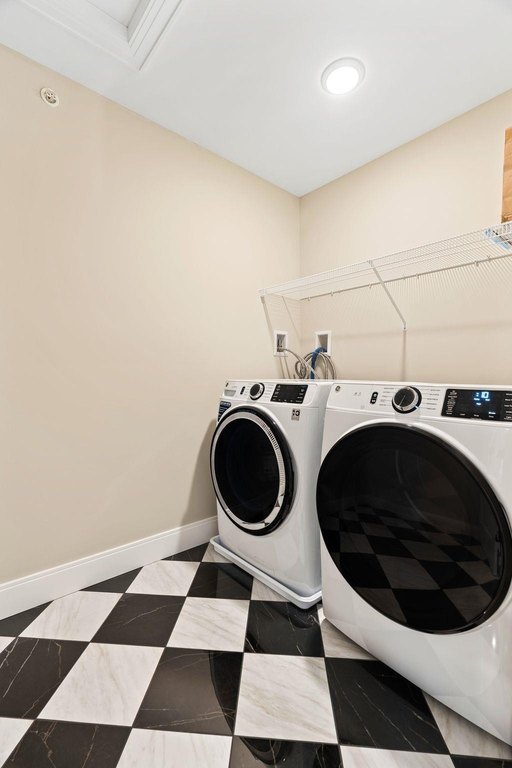 Portsmouth, New Hampshire, 03801, United States, 4 Bedrooms Bedrooms, ,2.5 BathroomsBathrooms,Residential,Forsale,1933979