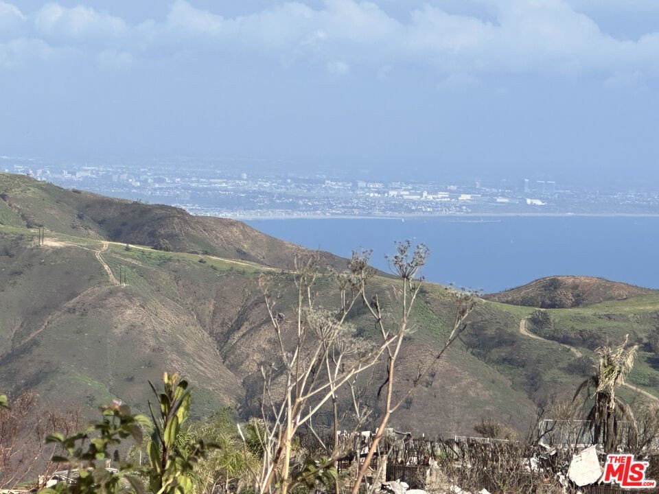 Malibu, California, 90265, United States, ,Land,Forsale,1985909
