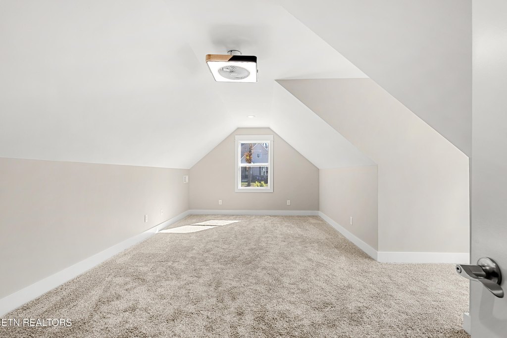 Loudon, Tennessee, 37774, United States, 3 Bedrooms Bedrooms, ,2 BathroomsBathrooms,Residential,Forsale,1893723