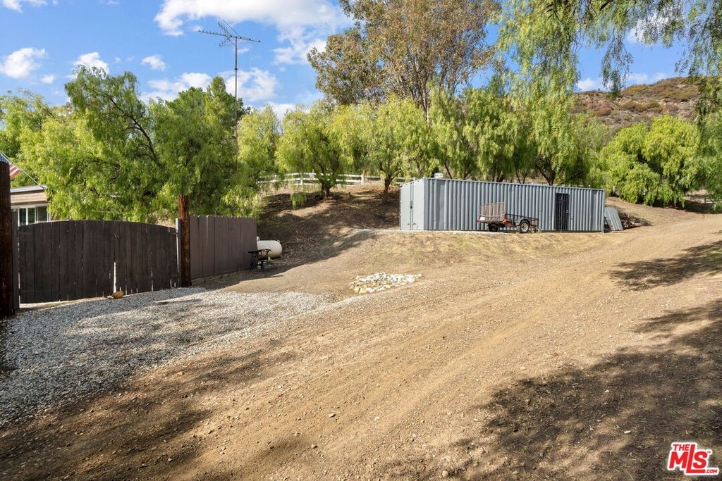 Calabasas, California, 91302, United States, 4 Bedrooms Bedrooms, ,2.5 BathroomsBathrooms,Residential,Forsale,1904929