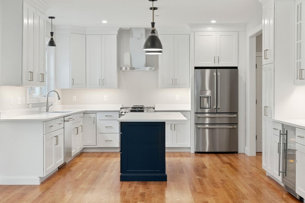 Portsmouth, New Hampshire, 03801, United States, 4 Bedrooms Bedrooms, ,2.5 BathroomsBathrooms,Residential,Forsale,1933979