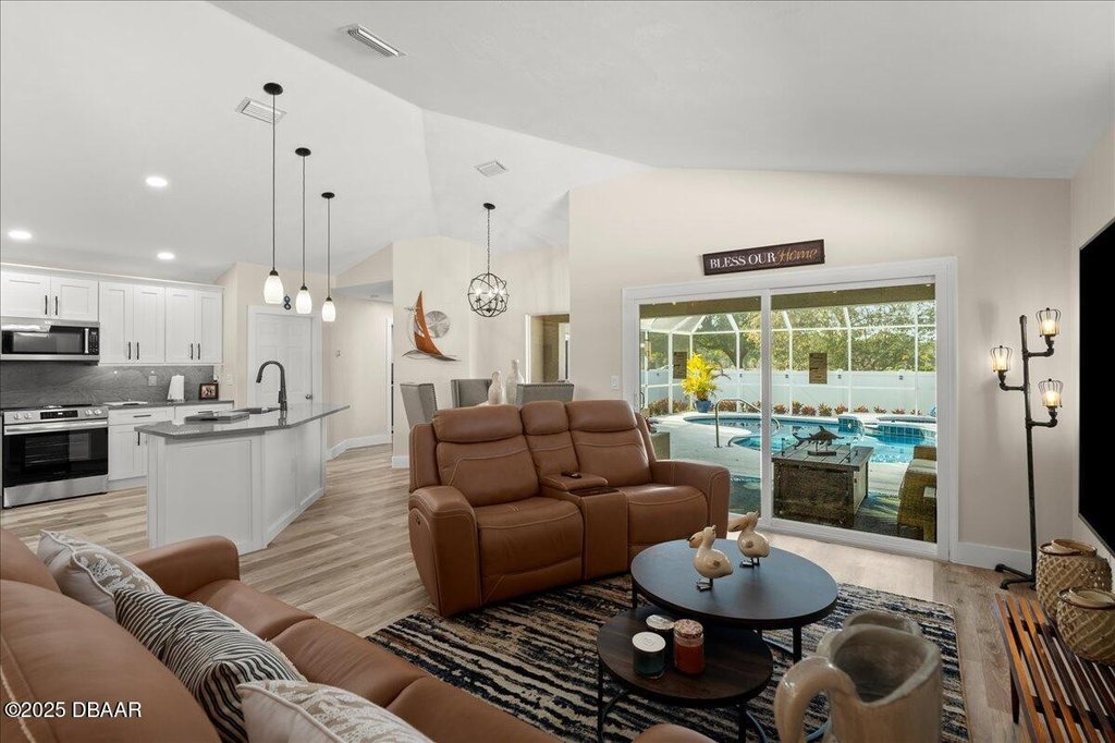 Port Orange, Florida, 32129, United States, 4 Bedrooms Bedrooms, ,2.5 BathroomsBathrooms,Residential,Forsale,1919143