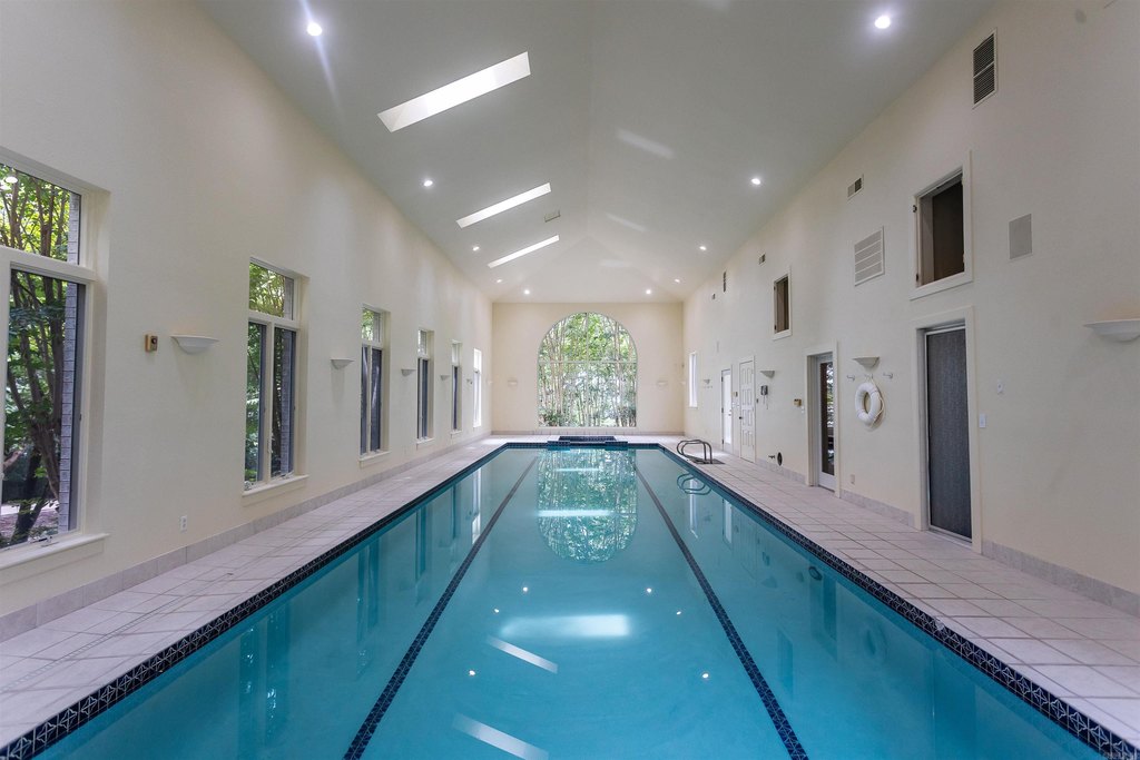 Russellville, Arkansas, 72802, United States, 7 Bedrooms Bedrooms, ,5.5 BathroomsBathrooms,Residential,Forsale,1959557