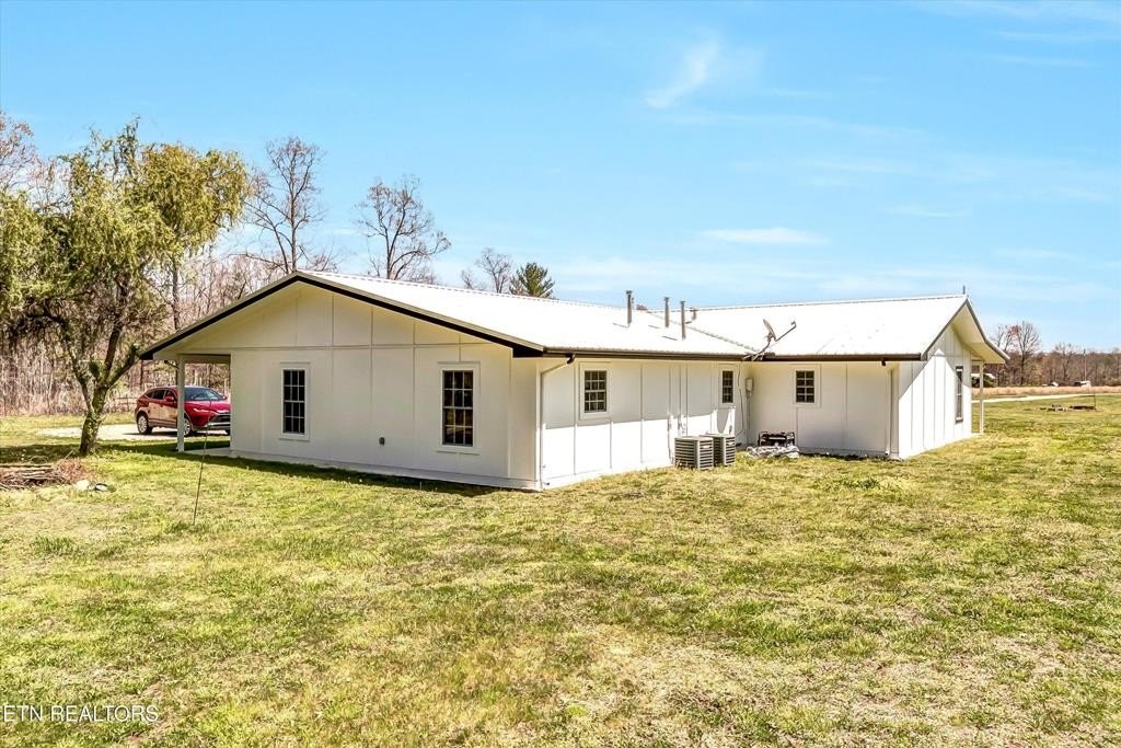 Deer Lodge, Tennessee, 37726, United States, 4 Bedrooms Bedrooms, ,3 BathroomsBathrooms,Residential,Forsale,1929840