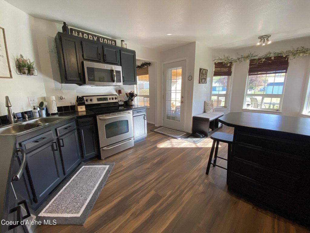 Pinehurst, Idaho, 83850, United States, 4 Bedrooms Bedrooms, ,2.5 BathroomsBathrooms,Residential,Forsale,1913884