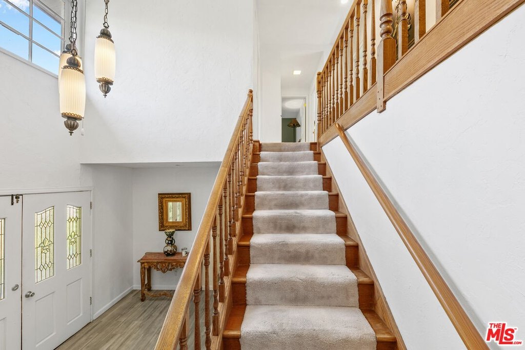 Malibu, California, 90265, United States, 6 Bedrooms Bedrooms, ,5 BathroomsBathrooms,Residential,Forsale,1904868
