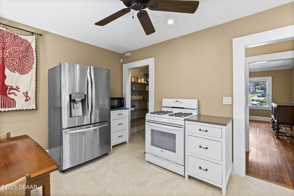 Daytona Beach, Florida, 32118, United States, 6 Bedrooms Bedrooms, ,4.5 BathroomsBathrooms,Residential,Forsale,1919151