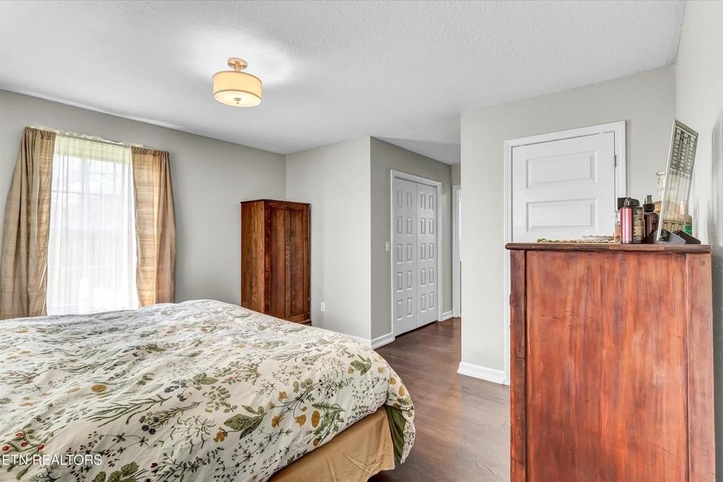 Deer Lodge, Tennessee, 37726, United States, 4 Bedrooms Bedrooms, ,3 BathroomsBathrooms,Residential,Forsale,1929840