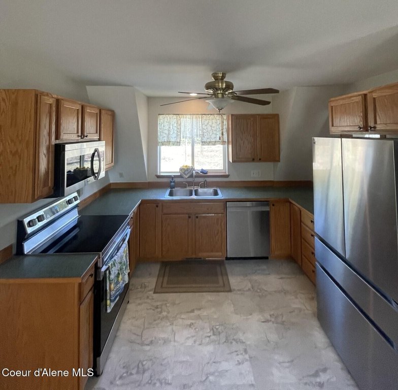 Rathdrum, Idaho, 83858, United States, 3 Bedrooms Bedrooms, ,2.5 BathroomsBathrooms,Residential,Forsale,1913856