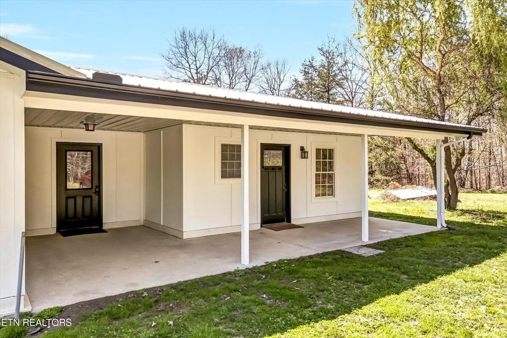 Deer Lodge, Tennessee, 37726, United States, 4 Bedrooms Bedrooms, ,3 BathroomsBathrooms,Residential,Forsale,1929840