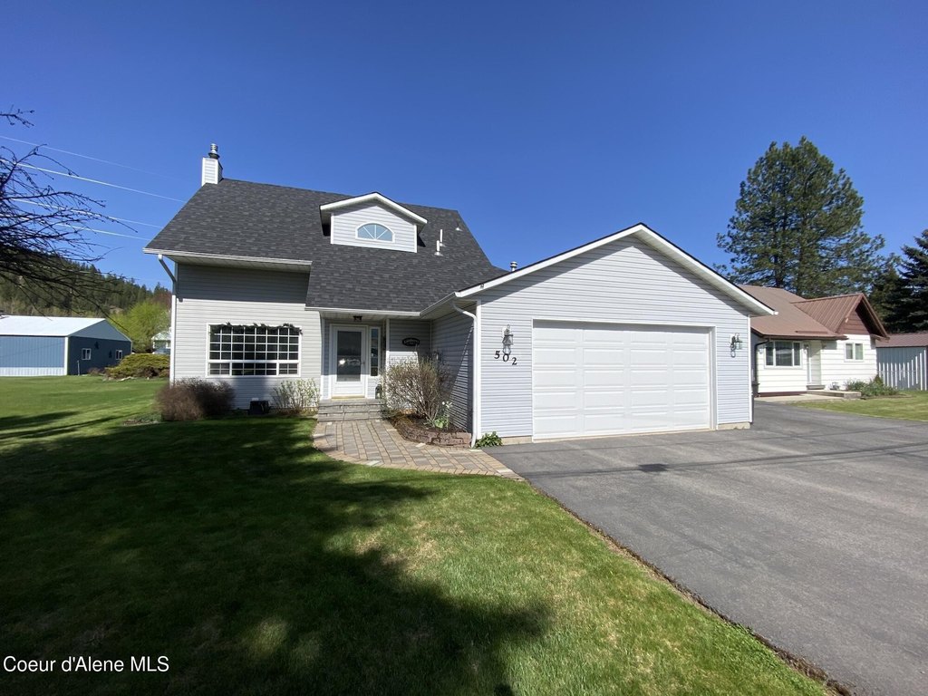 Pinehurst, Idaho, 83850, United States, 4 Bedrooms Bedrooms, ,2.5 BathroomsBathrooms,Residential,Forsale,1913884