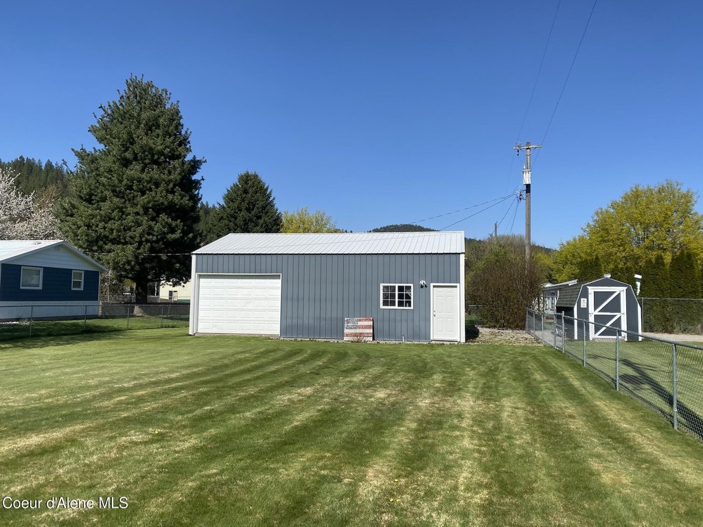 Pinehurst, Idaho, 83850, United States, 4 Bedrooms Bedrooms, ,2.5 BathroomsBathrooms,Residential,Forsale,1913884