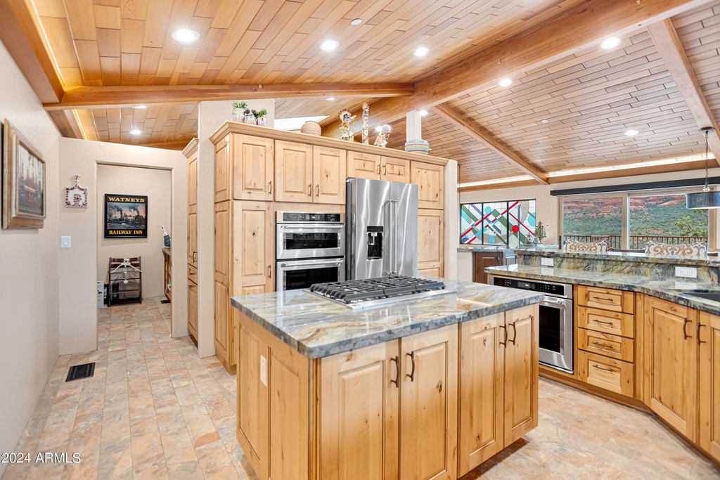 Sedona, Arizona, 86336, United States, 6 Bedrooms Bedrooms, ,7.5 BathroomsBathrooms,Residential,Forsale,1985625