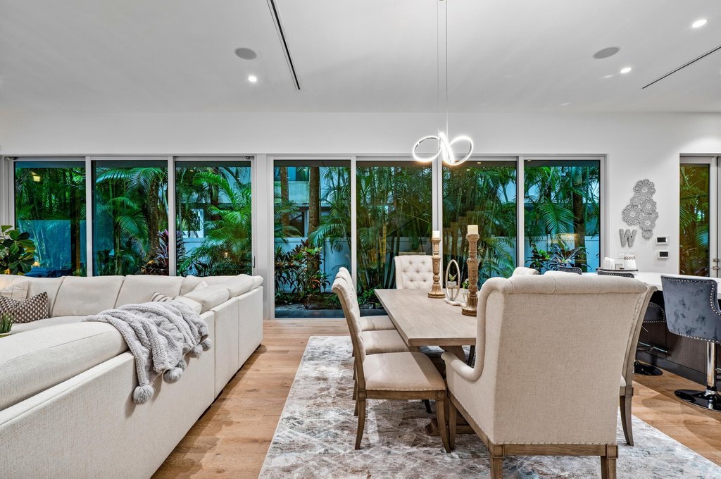Delray Beach, Florida, 33483, United States, 3 Bedrooms Bedrooms, ,3.5 BathroomsBathrooms,Residential,Forsale,1926773