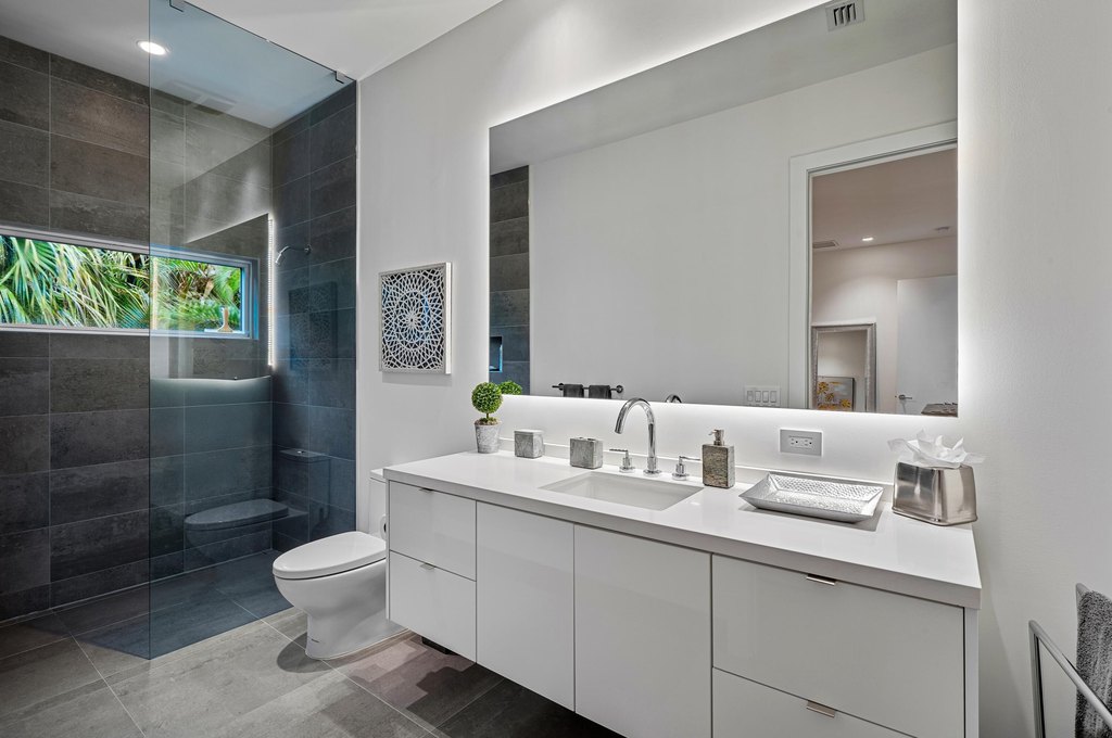 Delray Beach, Florida, 33483, United States, 3 Bedrooms Bedrooms, ,3.5 BathroomsBathrooms,Residential,Forsale,1926773