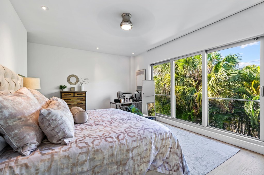 Delray Beach, Florida, 33483, United States, 3 Bedrooms Bedrooms, ,3.5 BathroomsBathrooms,Residential,Forsale,1926773