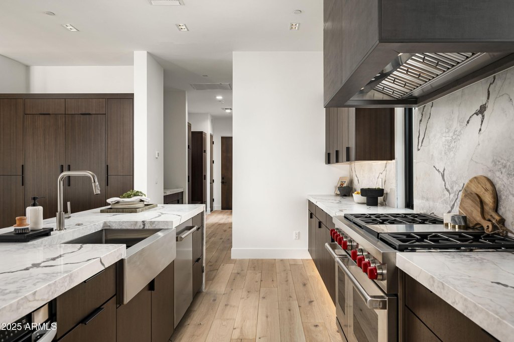 Scottsdale, Arizona, 85262, United States, 5 Bedrooms Bedrooms, ,7 BathroomsBathrooms,Residential,Forsale,1971064