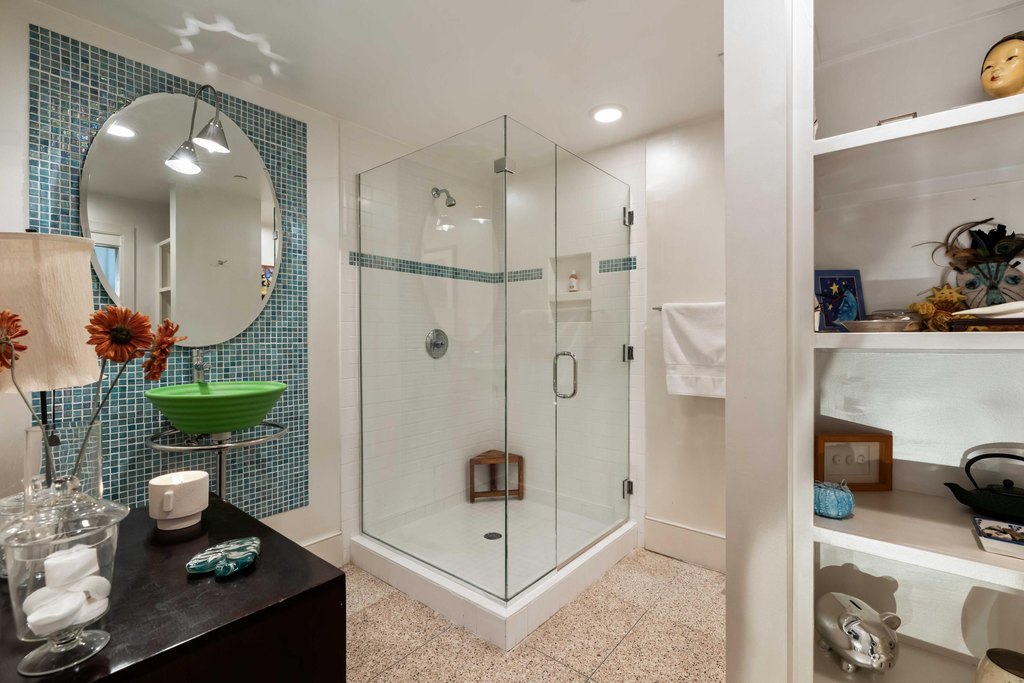 Charleston, South Carolina, 29403, United States, 4 Bedrooms Bedrooms, ,3 BathroomsBathrooms,Residential,Forsale,1883840
