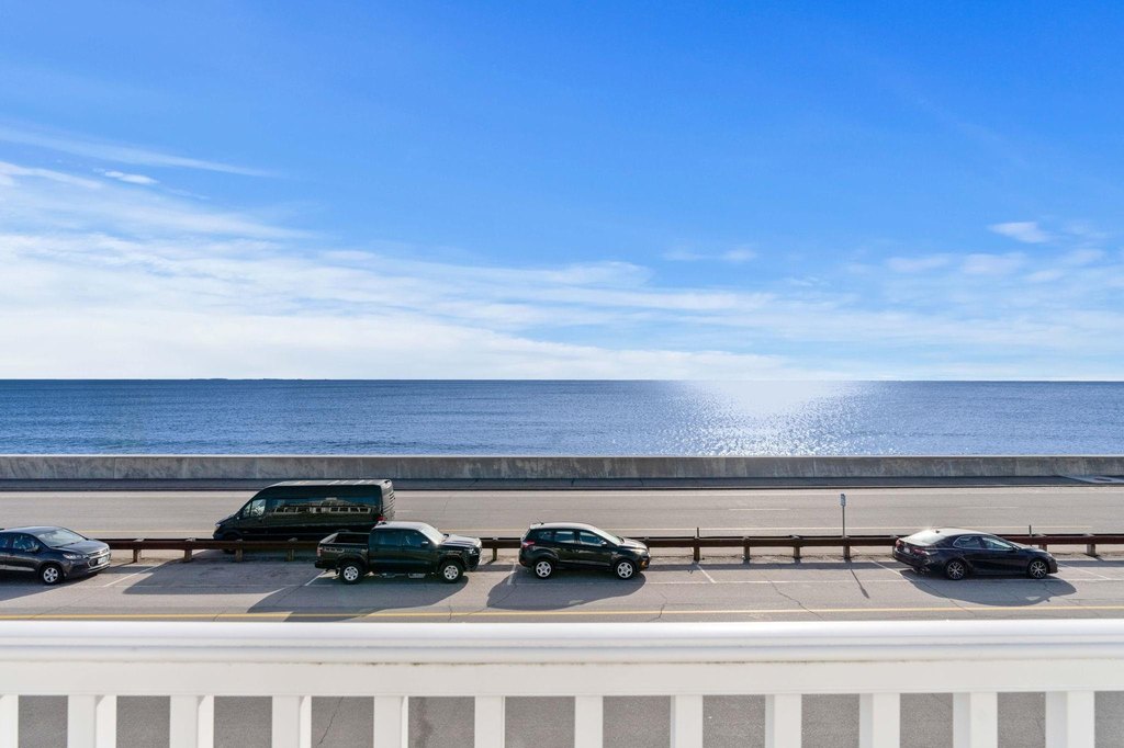 Hampton, New Hampshire, 03842, United States, ,Residential,Forsale,1934009