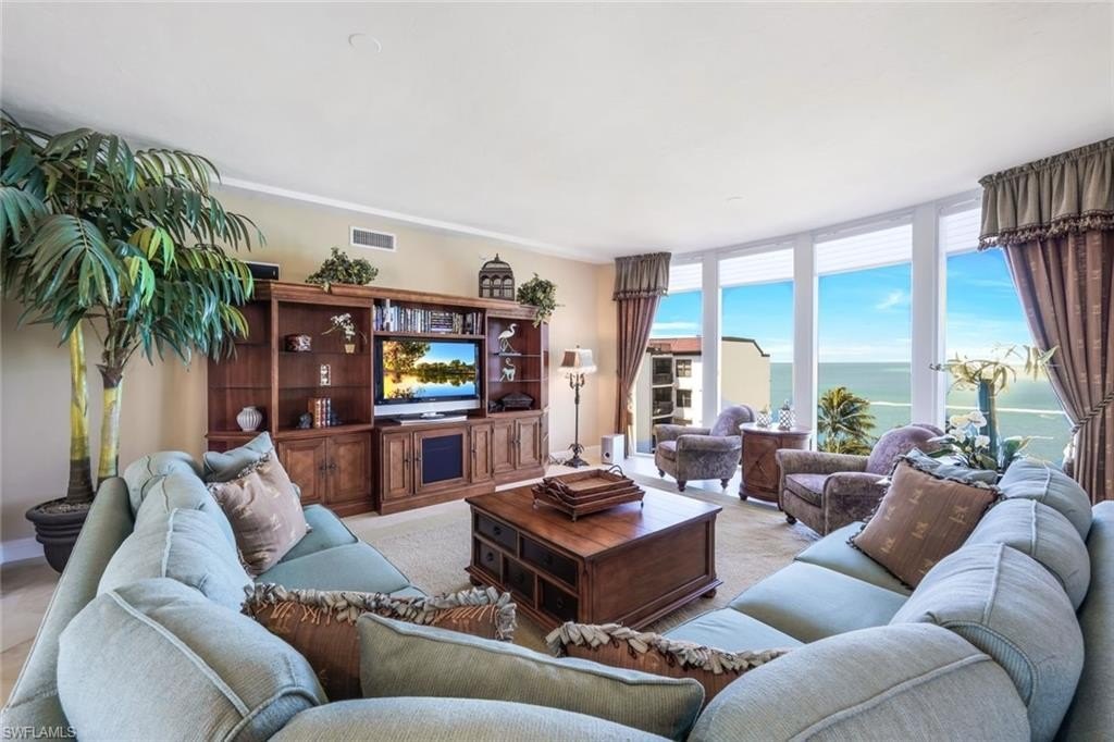 NAPLES, Florida, 34113, United States, 3 Bedrooms Bedrooms, ,3.5 BathroomsBathrooms,Residential,Forsale,1954182