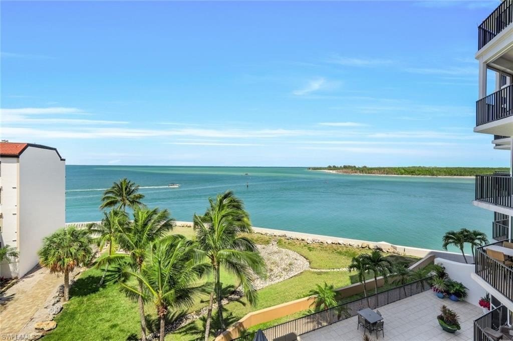 NAPLES, Florida, 34113, United States, 3 Bedrooms Bedrooms, ,3.5 BathroomsBathrooms,Residential,Forsale,1954182