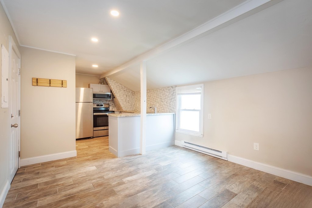 Hampton, New Hampshire, 03842, United States, ,Residential,Forsale,1934009