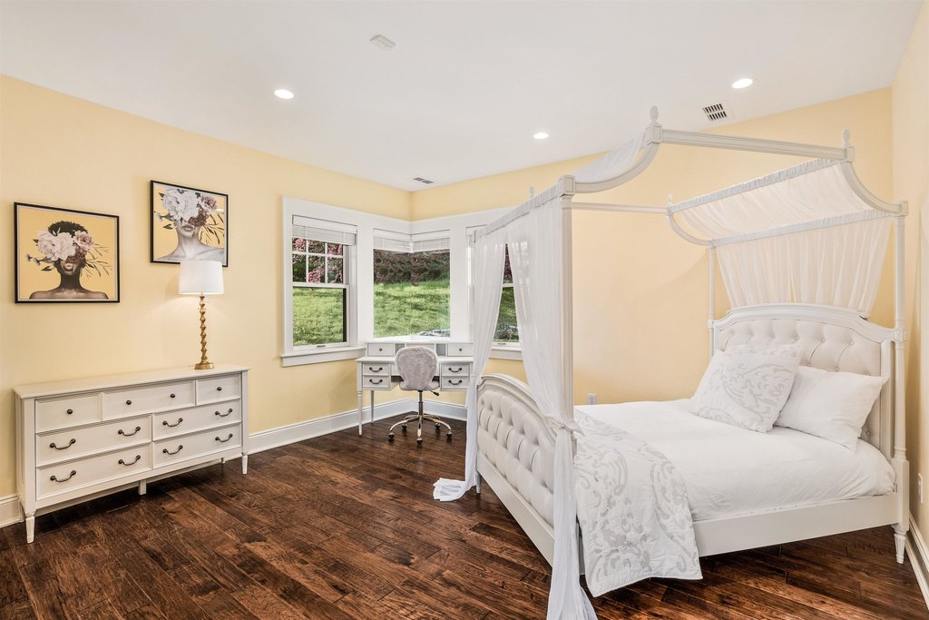 Stowe, Vermont, 05672, United States, ,Commercial,Forsale,1953147