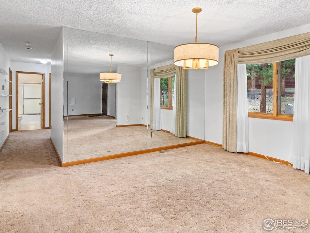 Estes Park, Colorado, 80517, United States, 3 Bedrooms Bedrooms, ,2 BathroomsBathrooms,Residential,Forsale,1918950