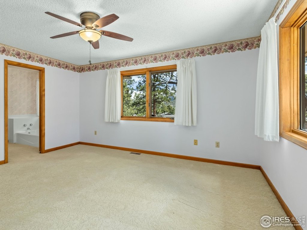 Estes Park, Colorado, 80517, United States, 3 Bedrooms Bedrooms, ,2 BathroomsBathrooms,Residential,Forsale,1918950