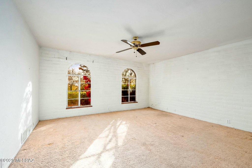 Tucson, Arizona, 85718, United States, 3 Bedrooms Bedrooms, ,2 BathroomsBathrooms,Residential,Forsale,1893844