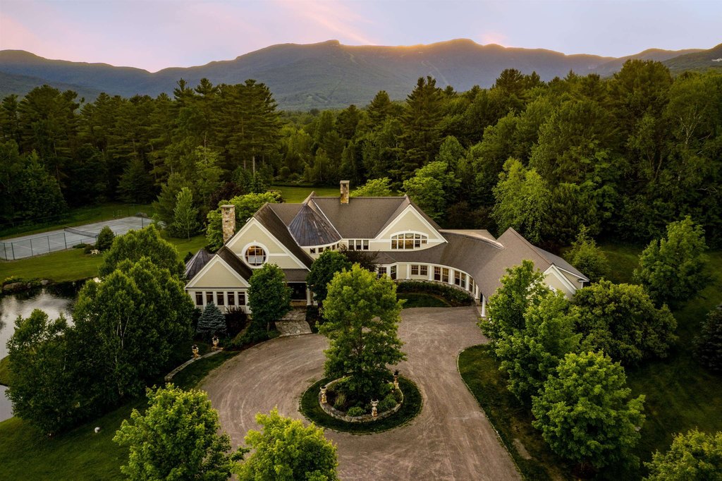 Stowe, Vermont, 05672, United States, ,Commercial,Forsale,1953147