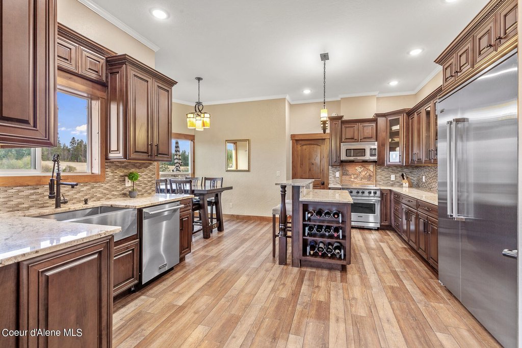 Coeur d'Alene, Idaho, 83814, United States, 5 Bedrooms Bedrooms, ,3.5 BathroomsBathrooms,Residential,Forsale,1913859