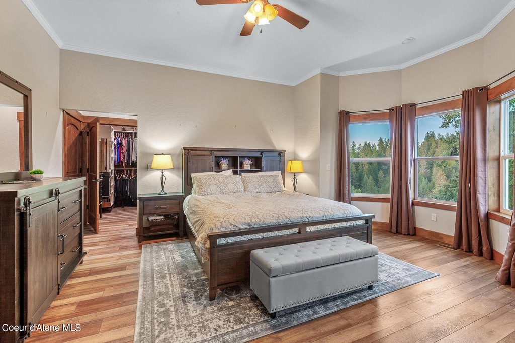 Coeur d'Alene, Idaho, 83814, United States, 5 Bedrooms Bedrooms, ,3.5 BathroomsBathrooms,Residential,Forsale,1913859