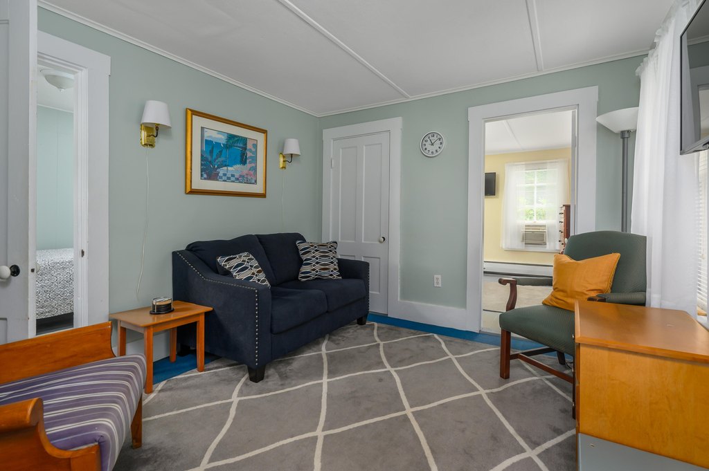 Ogunquit, Maine, 03907, United States, 3 Bedrooms Bedrooms, ,2 BathroomsBathrooms,Residential,Forsale,1893980