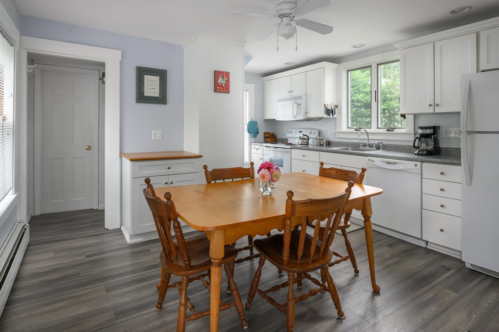 Ogunquit, Maine, 03907, United States, 3 Bedrooms Bedrooms, ,2 BathroomsBathrooms,Residential,Forsale,1893980