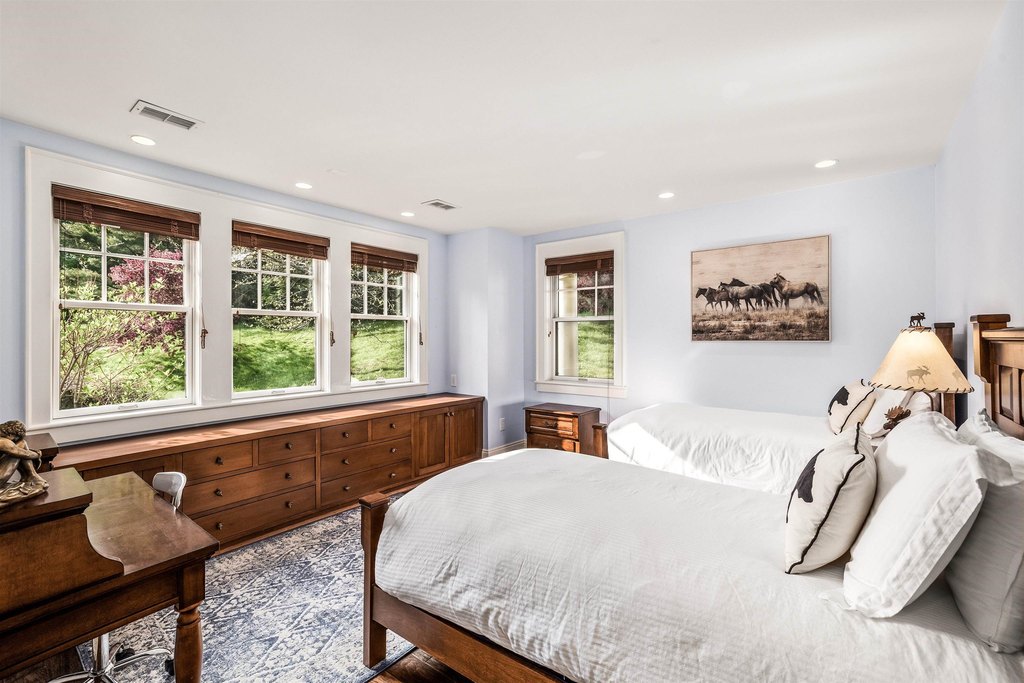 Stowe, Vermont, 05672, United States, ,Commercial,Forsale,1953147