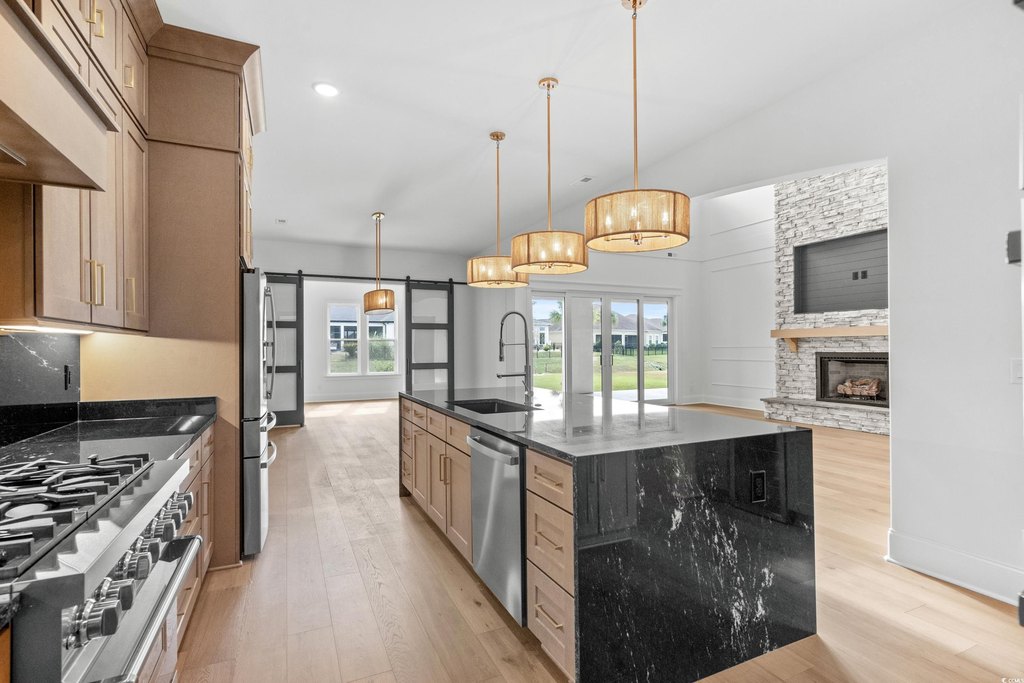 Myrtle Beach, South Carolina, 29572, United States, 5 Bedrooms Bedrooms, ,5.5 BathroomsBathrooms,Residential,Forsale,1884292
