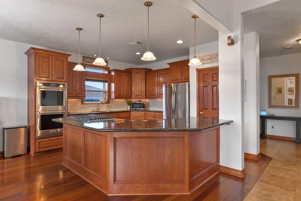 Galveston, Texas, 77554, United States, 3 Bedrooms Bedrooms, ,3 BathroomsBathrooms,Residential,Forsale,1889107