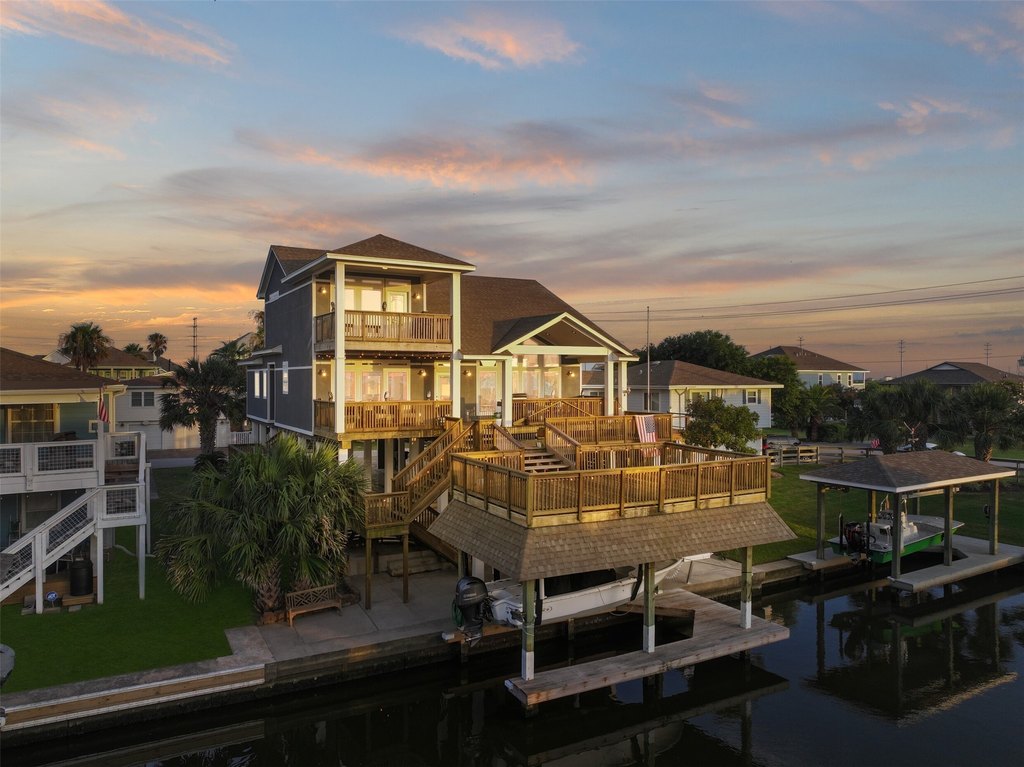 Galveston, Texas, 77554, United States, 3 Bedrooms Bedrooms, ,3 BathroomsBathrooms,Residential,Forsale,1889107