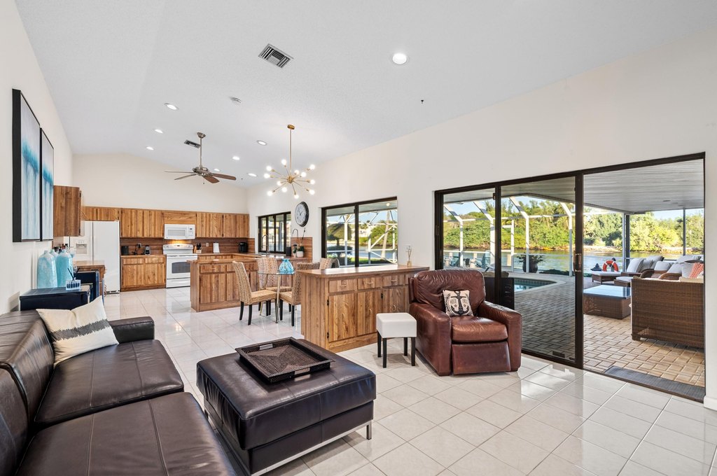 Gulf Stream, Florida, 33483, United States, 4 Bedrooms Bedrooms, ,3.5 BathroomsBathrooms,Residential,Forsale,1886507