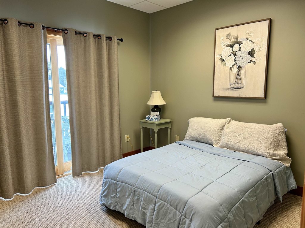 Gilford, New Hampshire, 03249, United States, 5 Bedrooms Bedrooms, ,2 BathroomsBathrooms,Residential,Forsale,1933942
