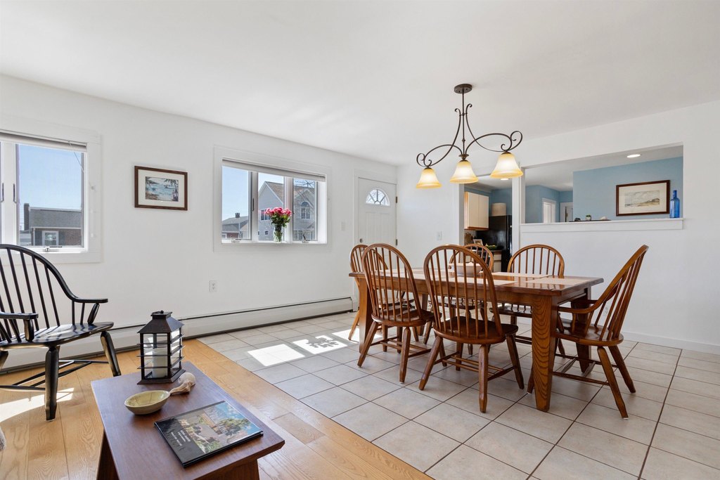 Seabrook, New Hampshire, 03874, United States, 4 Bedrooms Bedrooms, ,3 BathroomsBathrooms,Residential,Forsale,1934011