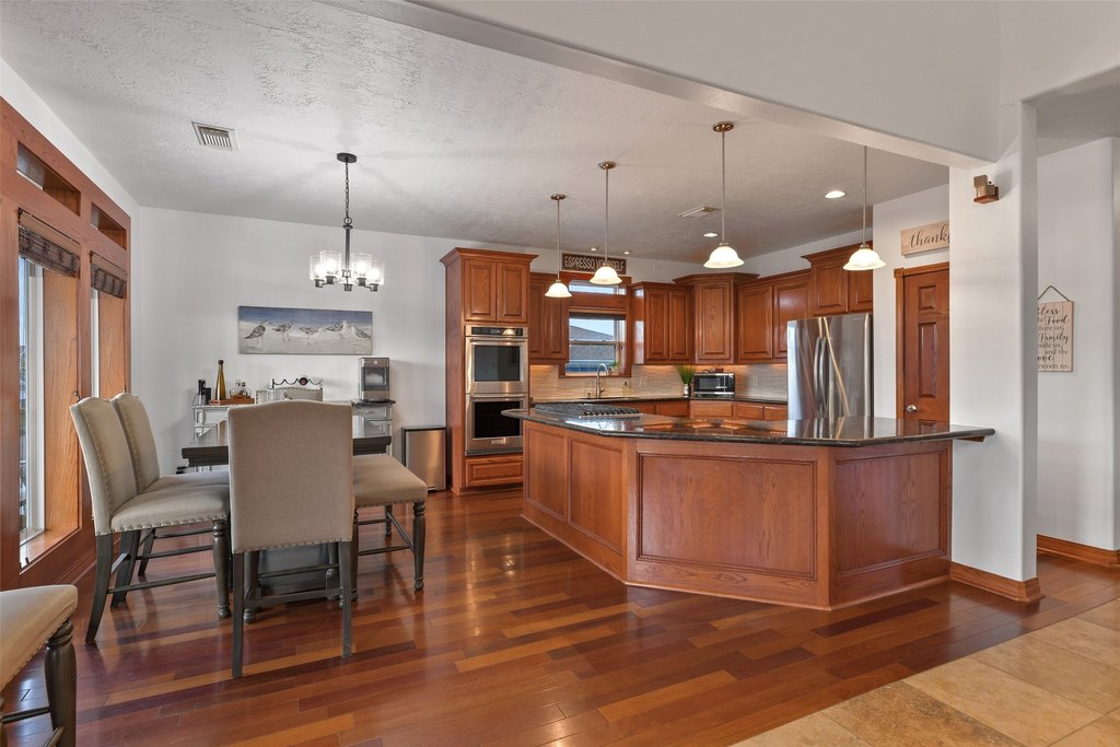 Galveston, Texas, 77554, United States, 3 Bedrooms Bedrooms, ,3 BathroomsBathrooms,Residential,Forsale,1889107