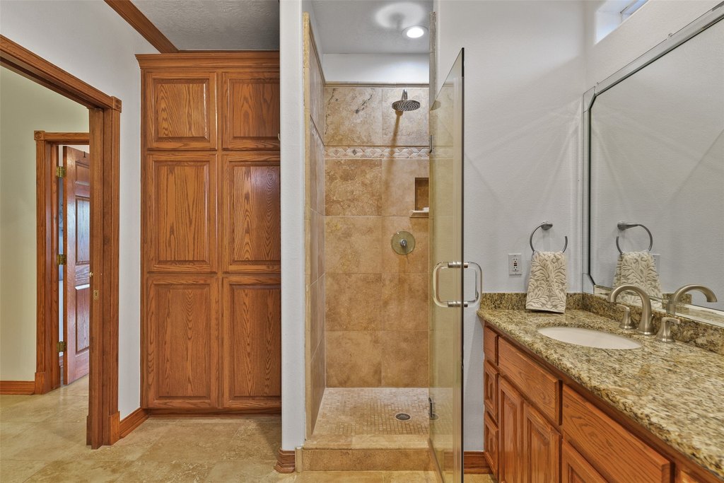 Galveston, Texas, 77554, United States, 3 Bedrooms Bedrooms, ,3 BathroomsBathrooms,Residential,Forsale,1889107