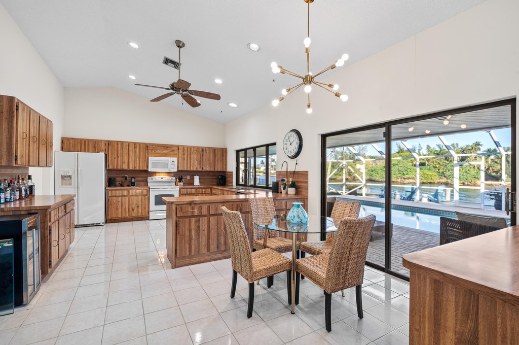 Gulf Stream, Florida, 33483, United States, 4 Bedrooms Bedrooms, ,3.5 BathroomsBathrooms,Residential,Forsale,1886507