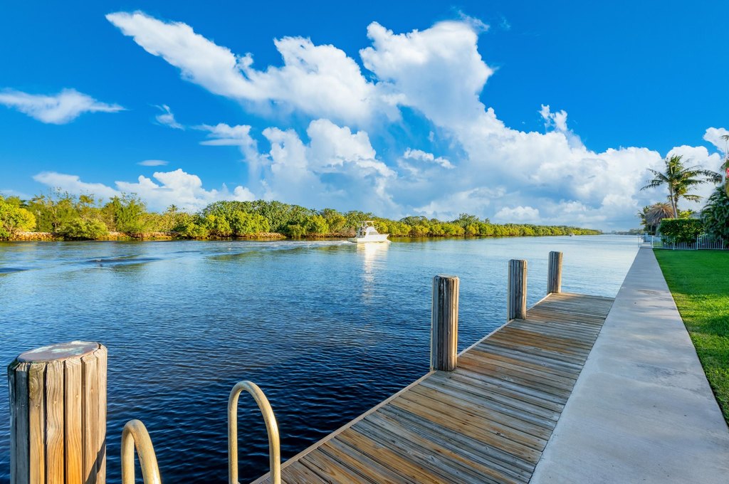 Gulf Stream, Florida, 33483, United States, 4 Bedrooms Bedrooms, ,3.5 BathroomsBathrooms,Residential,Forsale,1886507
