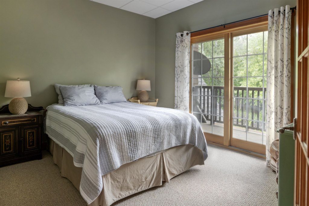 Gilford, New Hampshire, 03249, United States, 5 Bedrooms Bedrooms, ,2 BathroomsBathrooms,Residential,Forsale,1933942