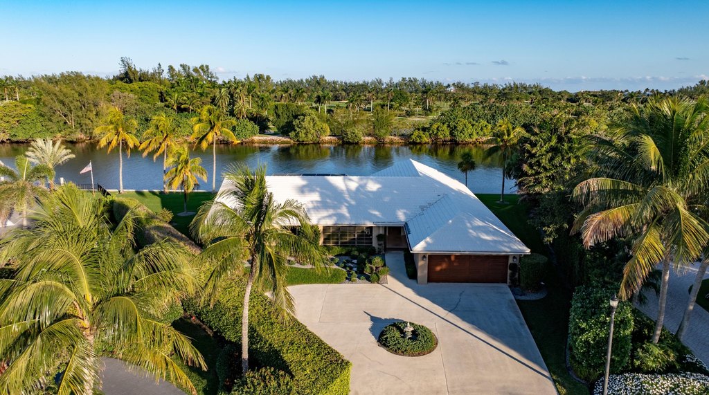 Gulf Stream, Florida, 33483, United States, 4 Bedrooms Bedrooms, ,3.5 BathroomsBathrooms,Residential,Forsale,1886507